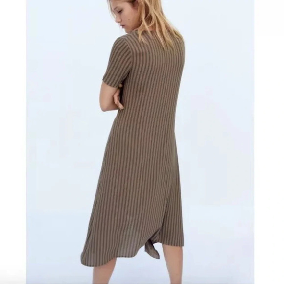 Zara Ruffled Ruched Dress V Neck Short Sleeve Brown Black Stripes Size Small - Picture 2 of 11